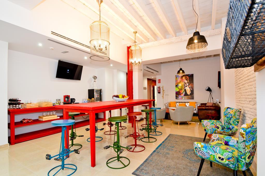 The Zentral Arenal Suites Sevilla Dış mekan fotoğraf